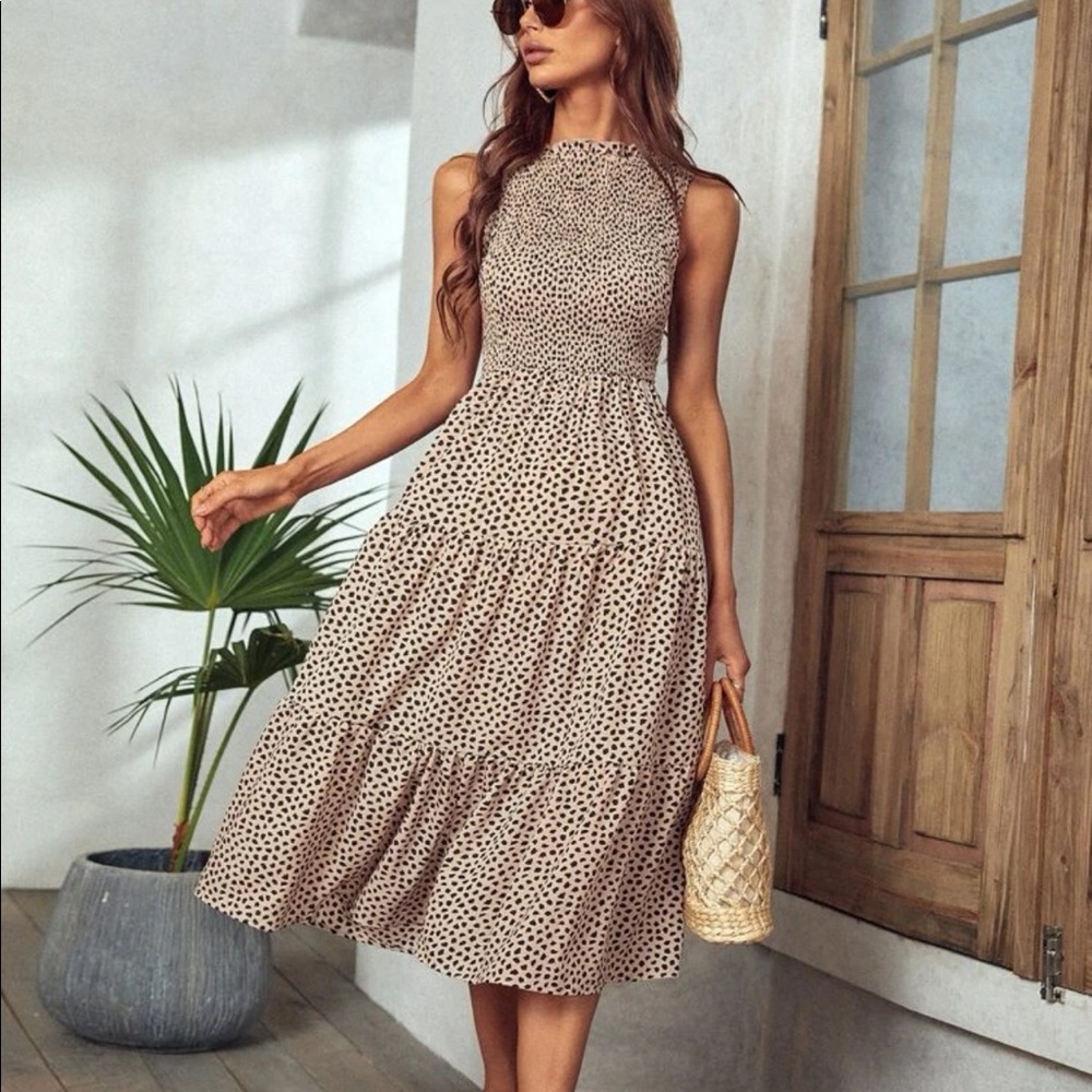 All over print ruffle hem dress